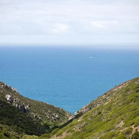 Convento Sao Saturnino Гостевой дом Коларес